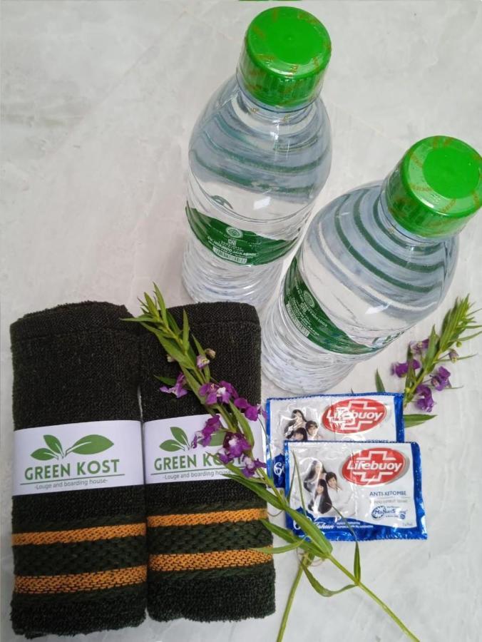 Sintang Greenkost旅舍 外观 照片