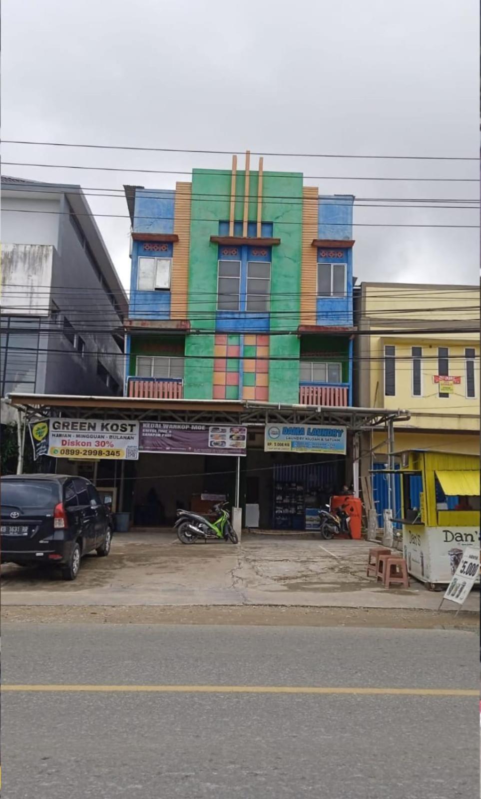 Sintang Greenkost旅舍 外观 照片