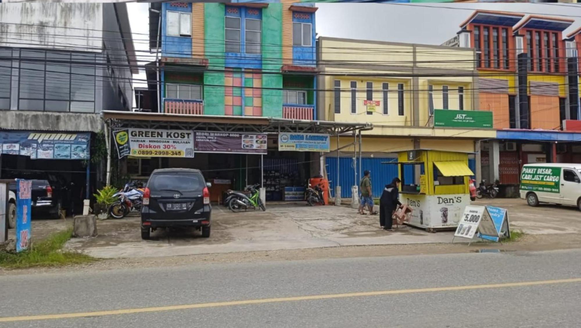 Sintang Greenkost旅舍 外观 照片
